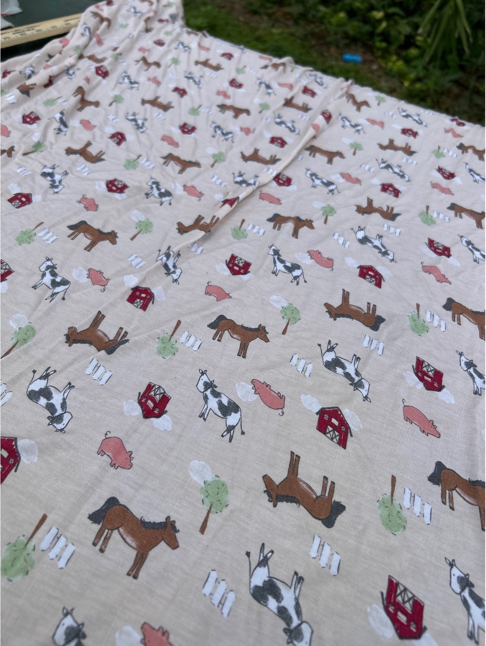 Milkberry Farm Animal Pattern Throw Blanket 36x40 inches